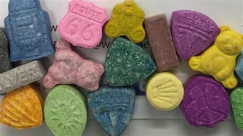 yellow breitling mdma
